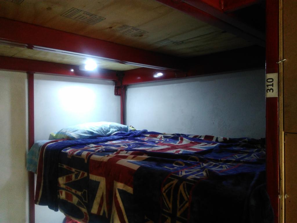 Hostal Avante Toluca Extérieur photo
